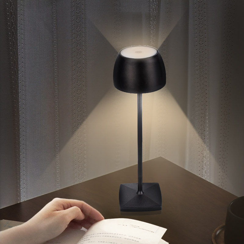 Round table lamp - Image 4