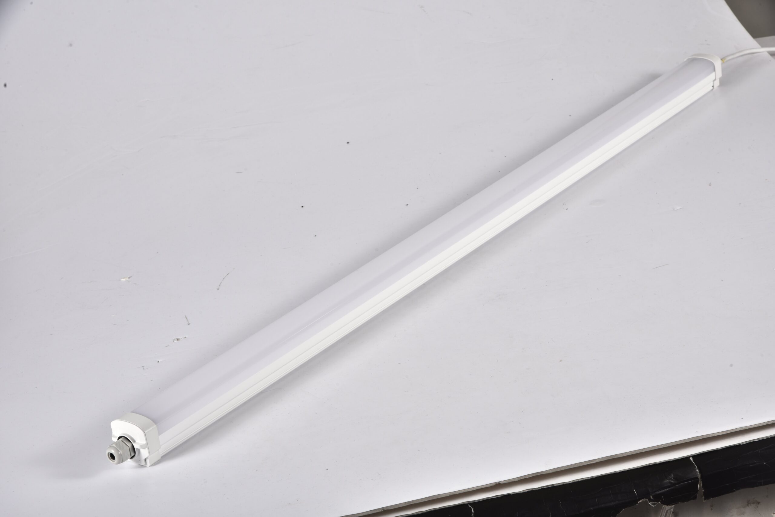 Mini tri-proof light - Image 7